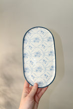 Load image into Gallery viewer, Cute Blue Flower Bow Trinket Dish
